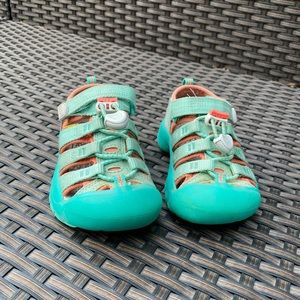 Toddler KEENs - great condition!